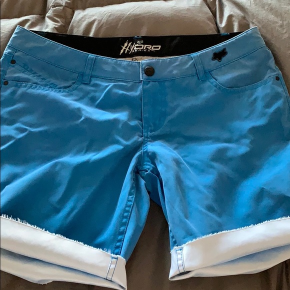 Swim/Surf Hydro shorts - Picture 2 of 3